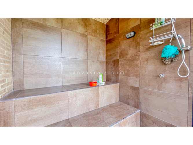 Casa de 5 alcobas en venta en Guamito, La Ceja, 484 m² · foto 19 de 21
