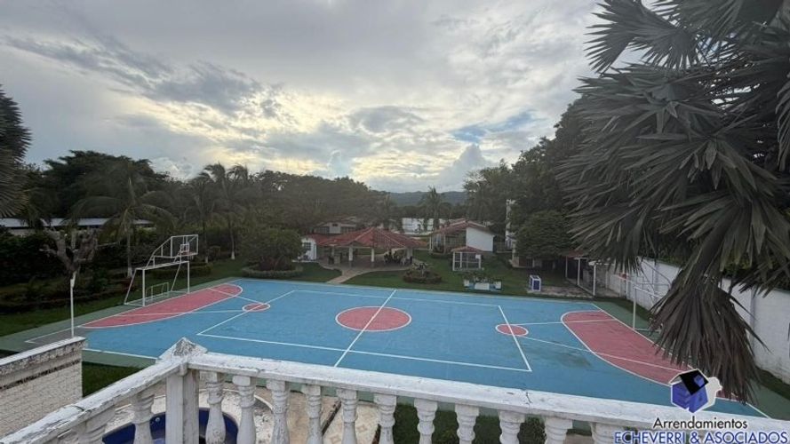 Casa de 4 alcobas en venta en Alejandria, Ibagué · foto 2 de 9