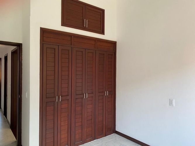 Casa de 4 alcobas en venta en Ciudad Jardin, Cali, 282 m² · foto 5 de 10