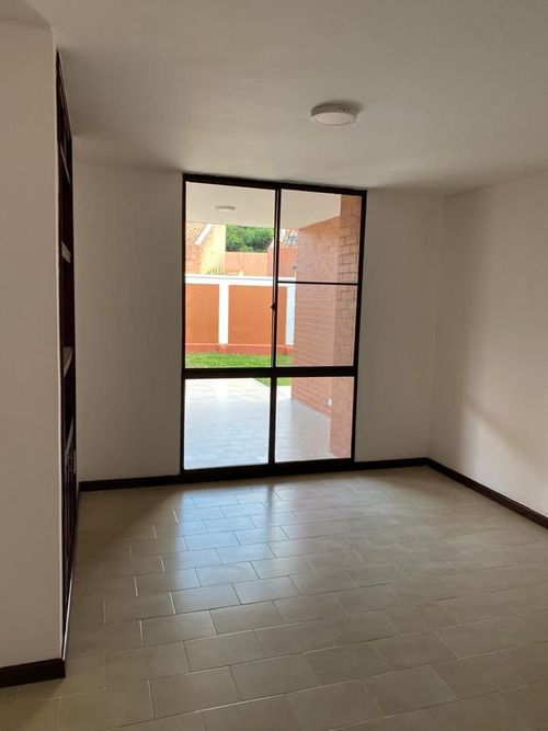Casa de 4 alcobas en venta en Ciudad Jardin, Cali, 282 m² · foto 8 de 10