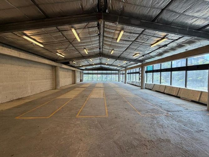 Local en venta en La Castellana, Medellín, 926 m² · foto 10 de 10