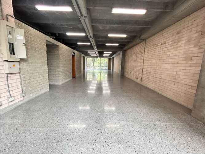Oficina en arriendo en Guayabal, Medellín, 178 m² · foto 4 de 10