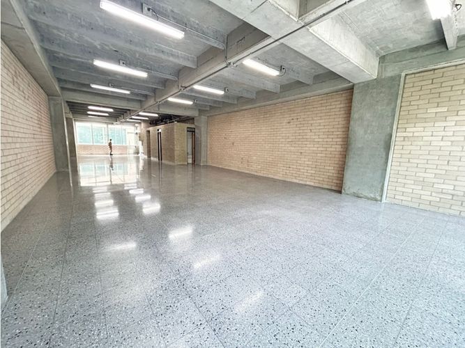 Oficina en arriendo en Guayabal, Medellín, 178 m² · foto 5 de 10