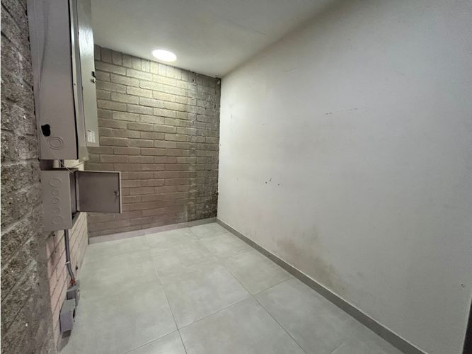 Oficina en arriendo en Guayabal, Medellín, 350 m² · foto 8 de 13