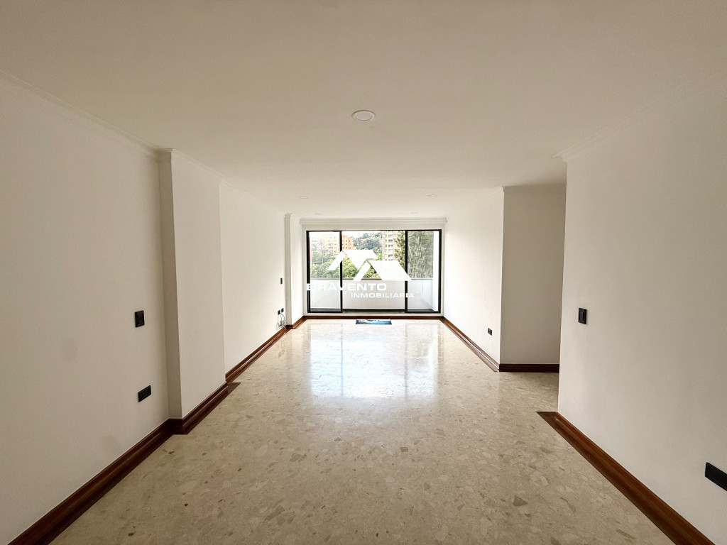 Apartamento en arriendo en Castropol, Medellín · foto 6 de 23