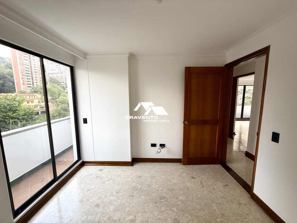 Apartamento en arriendo en Castropol, Medellín · foto 7 de 23