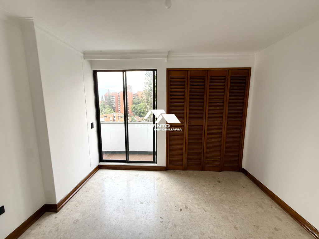 Apartamento en arriendo en Castropol, Medellín · foto 14 de 23
