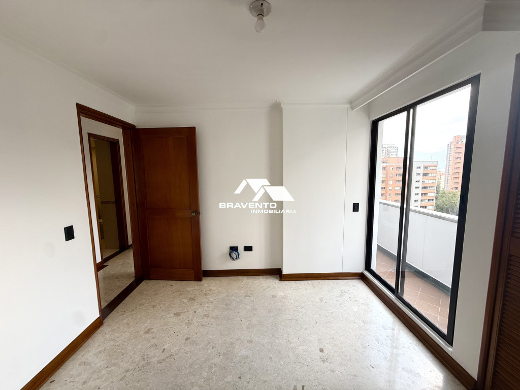 Apartamento en arriendo en Castropol, Medellín · foto 15 de 23