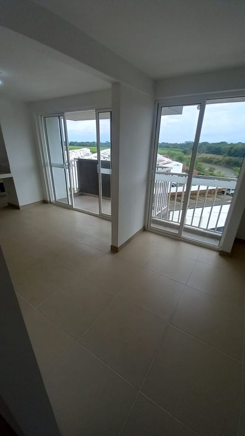 Apartamento de 2 alcobas en arriendo en Juan De Ampudia, Jamundí, 96 m² · foto 12 de 24