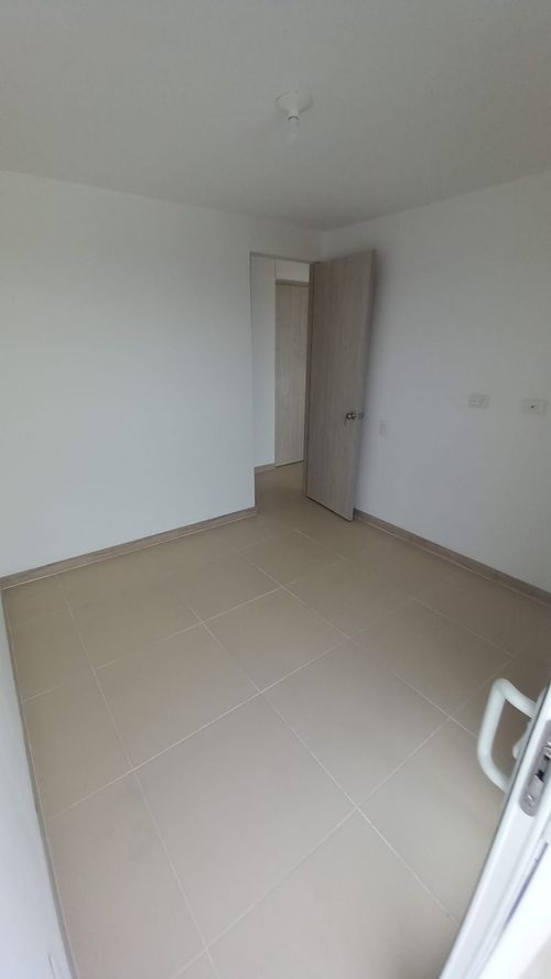 Apartamento de 2 alcobas en arriendo en Juan De Ampudia, Jamundí, 96 m² · foto 15 de 24