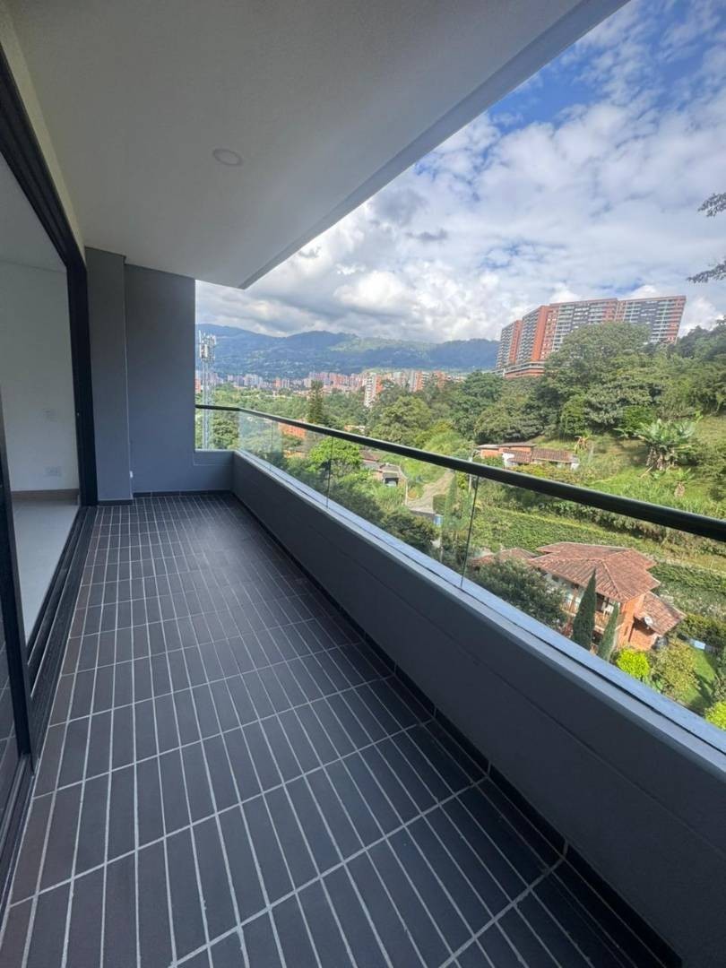 Apartamento en venta en Señorial, Envigado · foto 7 de 18