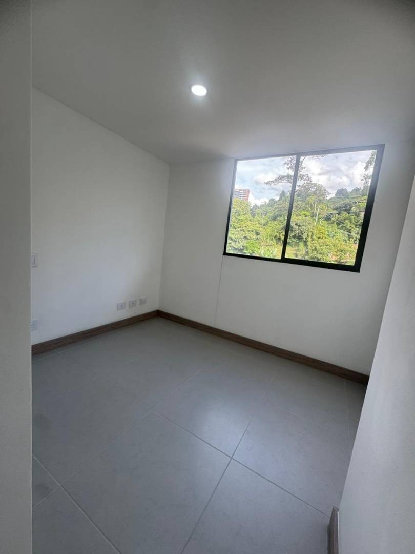 Apartamento en venta en Señorial, Envigado · foto 10 de 18