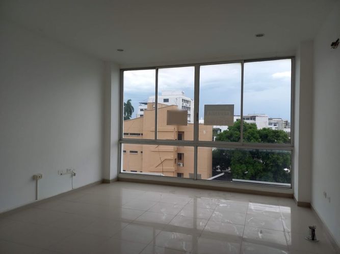 Oficina en arriendo en Centro, Montería, 490 m² · foto 10 de 12