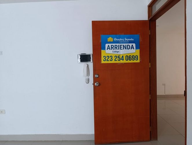 Oficina en arriendo en Centro, Montería, 349 m² · foto 3 de 12