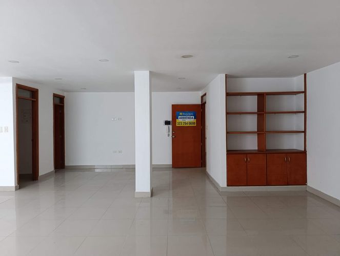 Oficina en arriendo en Centro, Montería, 349 m² · foto 5 de 12