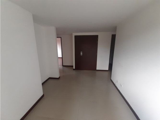 Apartamento de 3 alcobas en venta en Conquistadores, Medellín, 128 m² · foto 6 de 20