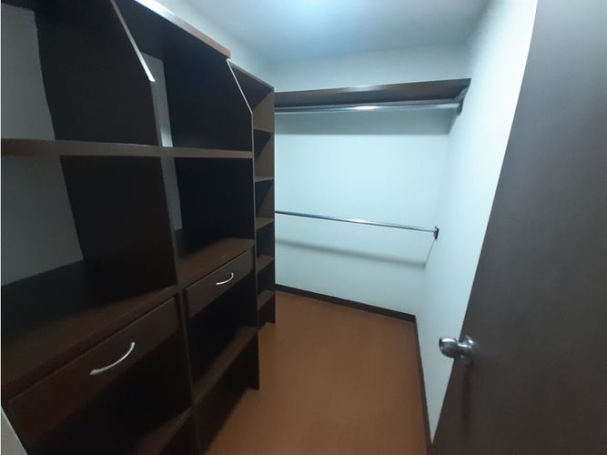 Apartamento de 3 alcobas en venta en Conquistadores, Medellín, 128 m² · foto 15 de 20