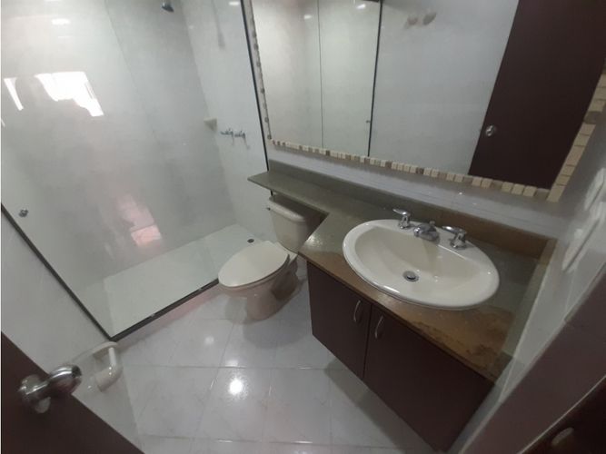 Apartamento de 3 alcobas en venta en Conquistadores, Medellín, 128 m² · foto 19 de 20