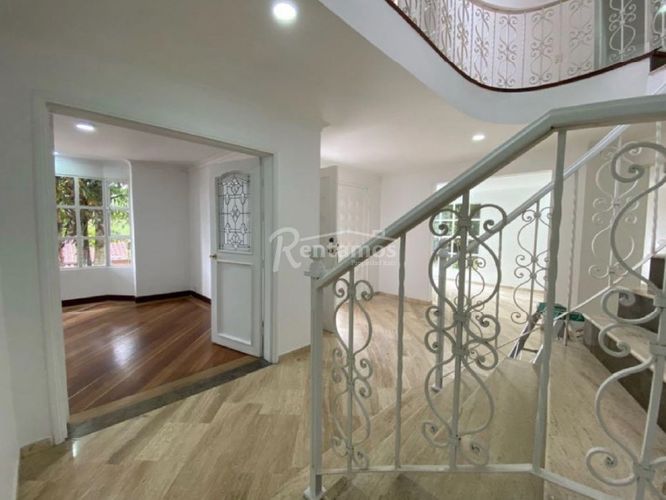 Casa de 4 alcobas en venta en La Calera, Medellín, 450 m² · foto 16 de 24
