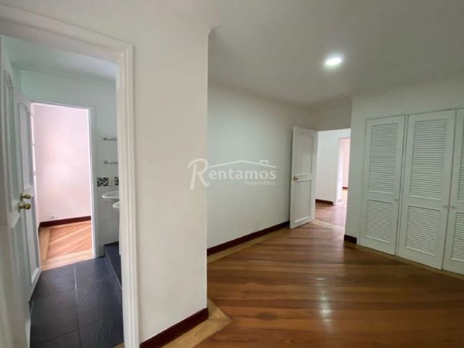 Casa de 4 alcobas en venta en La Calera, Medellín, 450 m² · foto 20 de 24