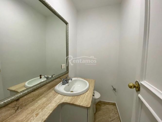 Casa de 4 alcobas en venta en La Calera, Medellín, 450 m² · foto 24 de 24