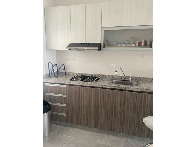Apartamento de 3 alcobas en venta en Miraflores, Girardot, 84 m² · foto 7 de 21