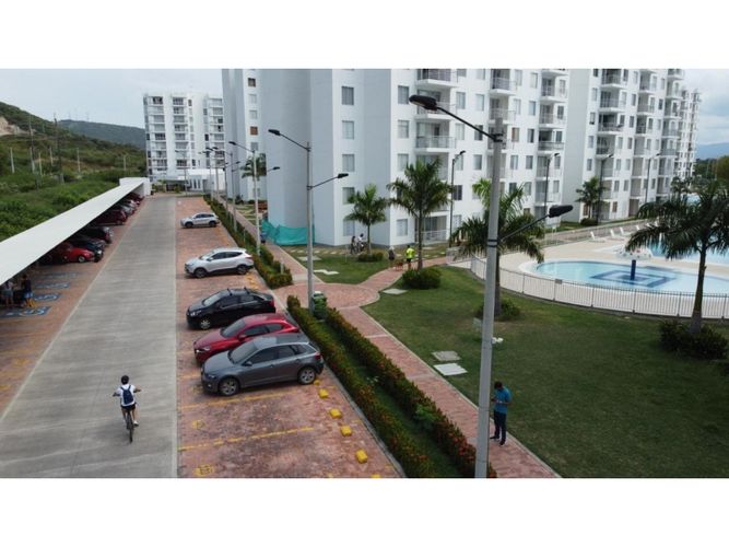 Apartamento de 3 alcobas en venta en Miraflores, Girardot, 84 m² · foto 16 de 21
