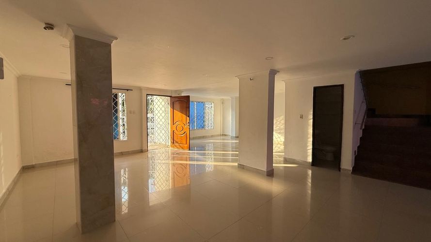 Casa de 4 alcobas en arriendo en Ternera, Cartagena, 274 m² · foto 2 de 12