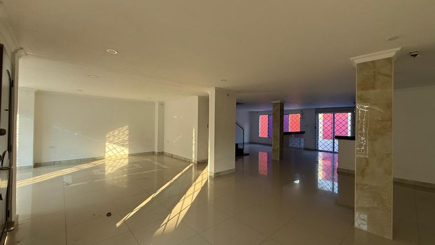 Casa de 4 alcobas en arriendo en Ternera, Cartagena, 274 m² · foto 5 de 12