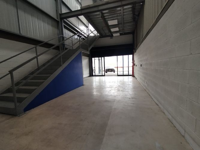 Local en arriendo en La Badea, Dosquebradas, 153 m² · foto 2 de 8