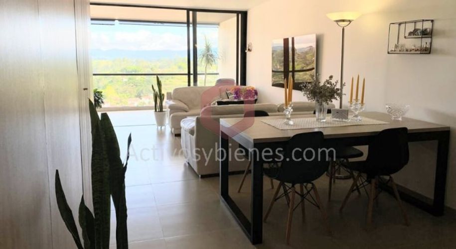 Apartamento de 3 alcobas en venta en Ub. Riogrande, Rionegro, 95 m² · foto 4 de 18