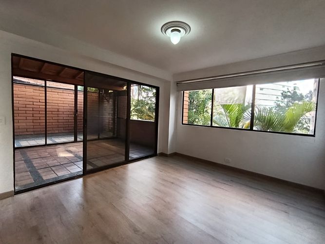 Apartamento de 3 alcobas en arriendo en El Poblado, Medellín, 166 m² · foto 2 de 20