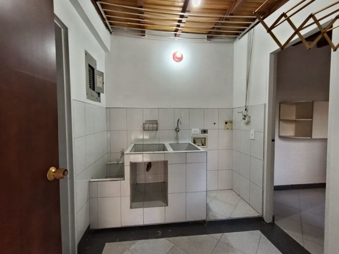 Apartamento de 3 alcobas en arriendo en El Poblado, Medellín, 166 m² · foto 14 de 20