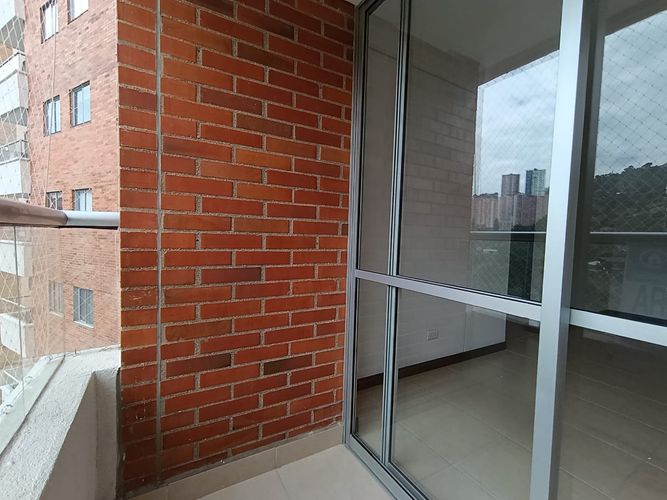 Apartamento de 2 alcobas en arriendo en Las Lomitas, Sabaneta, 68 m² · foto 14 de 20