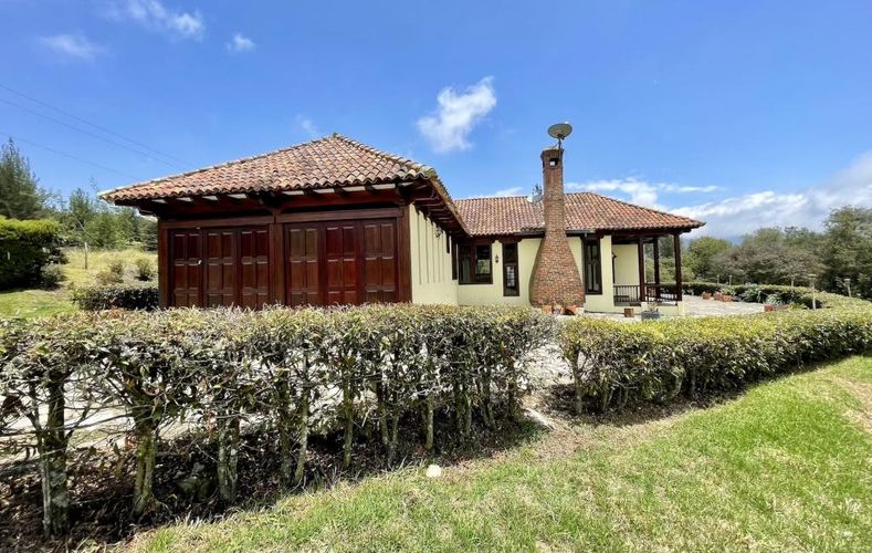 Finca en venta en El Rodeo, La Calera, 360 m² · foto 9 de 24