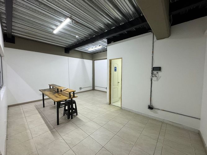 Local en arriendo en Zona Industrial No. 1, Itagüí, 222 m² · foto 6 de 16