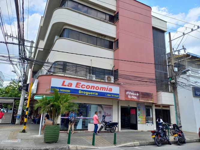 Oficina en arriendo en Centro, Montería, 40 m² · foto 2 de 12