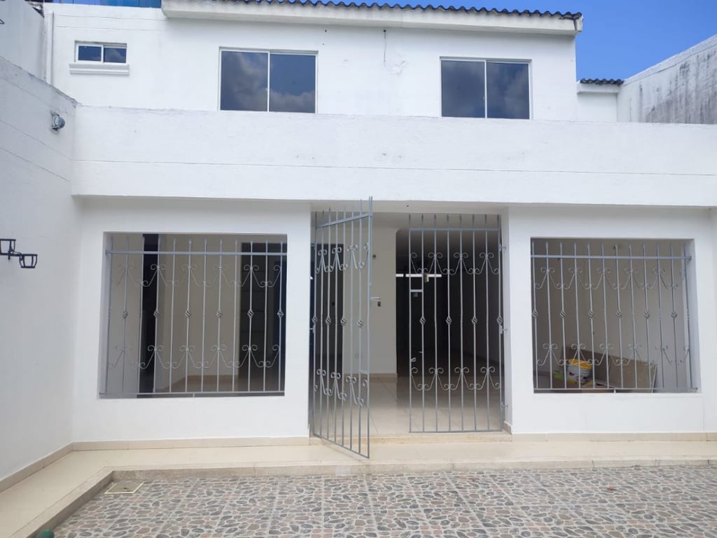 Casa en venta en La Castellana, Montería · foto 2 de 12