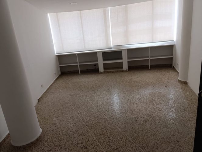 Oficina en arriendo en Centro, Montería, 424 m² · foto 5 de 12