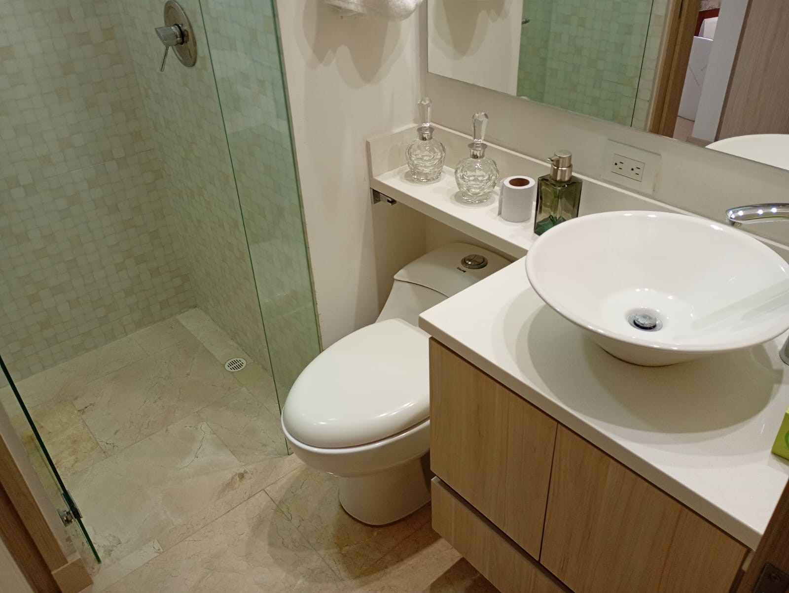 Apartamento en arriendo en Laureles, Medellín · foto 17 de 19