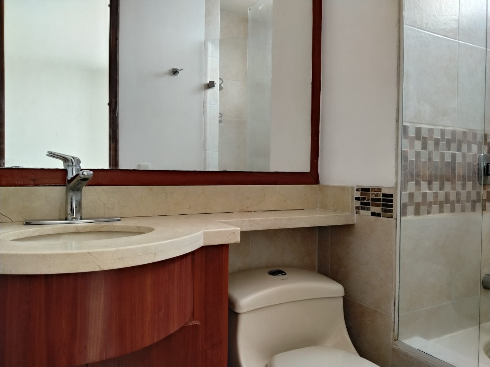 Apartamento en arriendo en El Poblado, Medellín · foto 18 de 18
