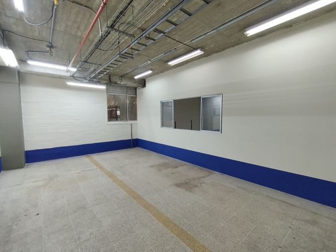 Bodega en arriendo en Zona Industrial No. 1, Itagüí, 1450 m² · foto 10 de 10