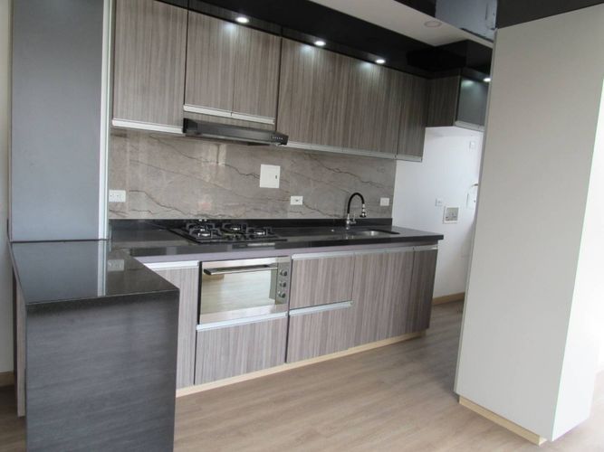 Apartamento de 3 alcobas en venta en Ciudad Jardin Sur, Bogotá, 70 m² · foto 6 de 24