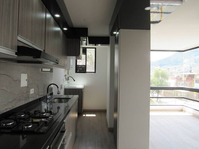 Apartamento de 3 alcobas en venta en Ciudad Jardin Sur, Bogotá, 70 m² · foto 7 de 24