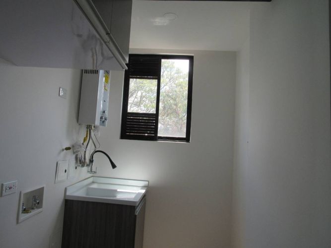 Apartamento de 3 alcobas en venta en Ciudad Jardin Sur, Bogotá, 70 m² · foto 10 de 24