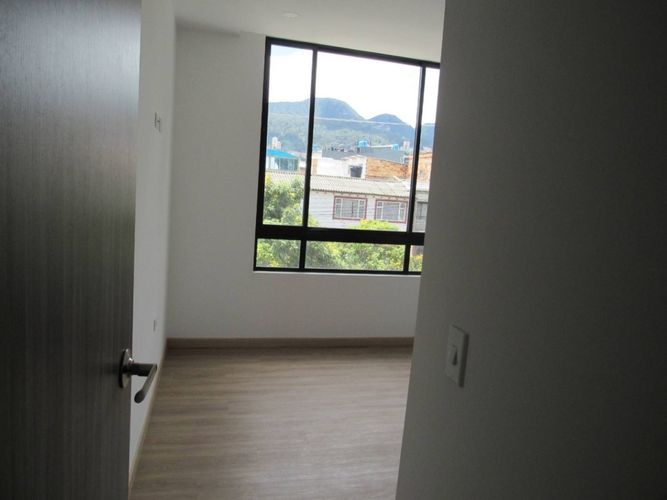 Apartamento de 3 alcobas en venta en Ciudad Jardin Sur, Bogotá, 70 m² · foto 16 de 24