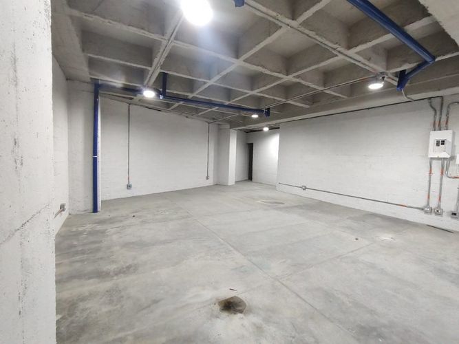 Bodega en arriendo en Trinidad, Medellín, 90 m² · foto 3 de 12