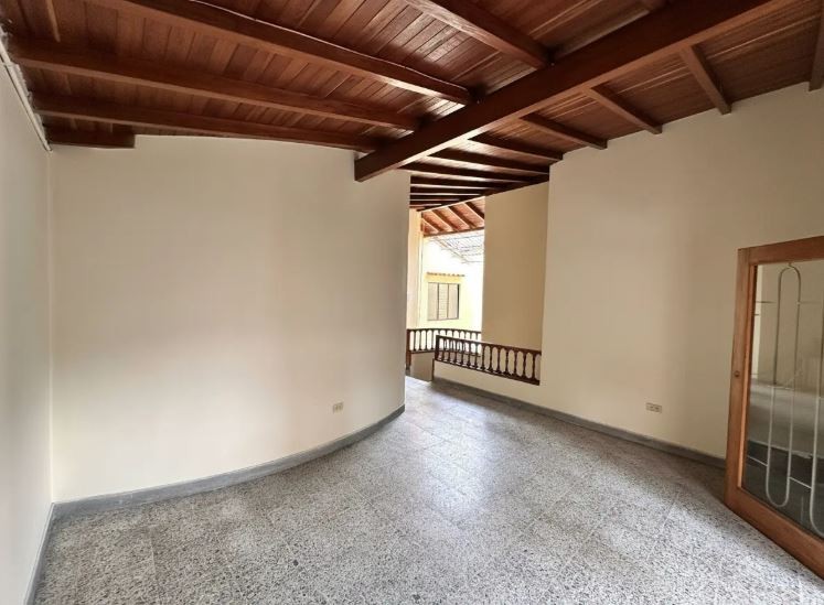 Casa en Arriendo en Florida nueva, Medellín