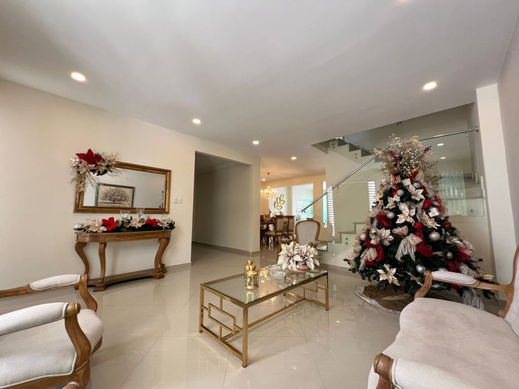 Casa en venta en La Castellana, Montería · foto 3 de 12