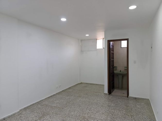 Oficina en arriendo en Centro, Montería, 21 m² · foto 5 de 12